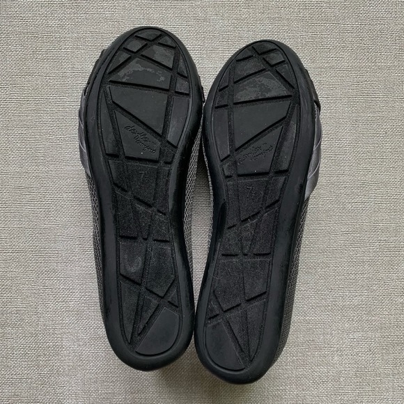 Dexflex Comfort Beccum Womens 7 1/2M Steel Grey Fabric w/ Folds at Toe, Flats - Picture 8 of 9